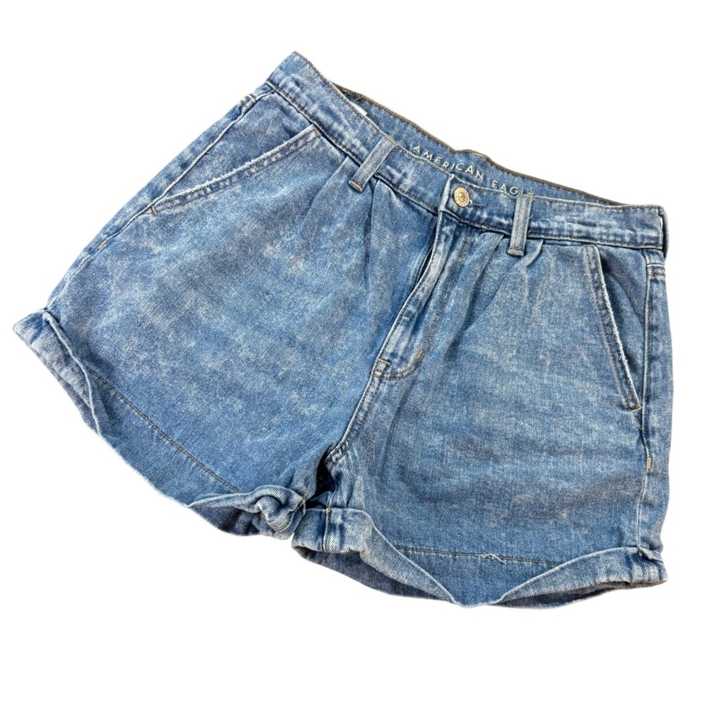 American Eagle Mom Shorts‎ Womens 6 Blue Acid Wash High Waisted Denim Pleated